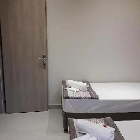 House Dilena Tsimtsiri Luxury 1 يميناريا