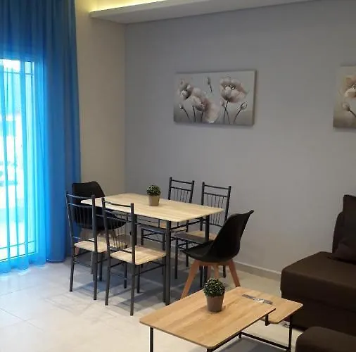 House Dilena Tsimtsiri Luxury 1 度假居 *